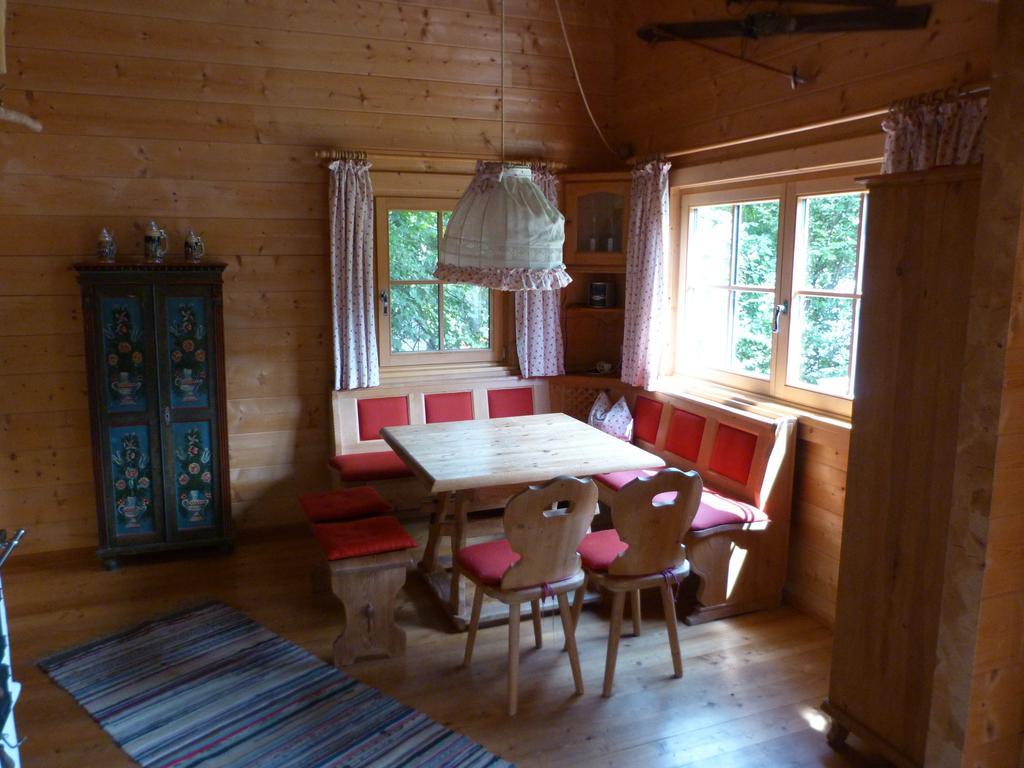 Knusperhaeusl Villa Uttendorf Ruang foto