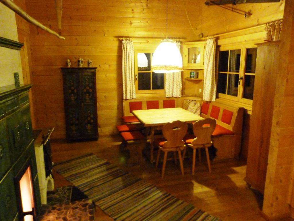 Knusperhaeusl Villa Uttendorf Bagian luar foto